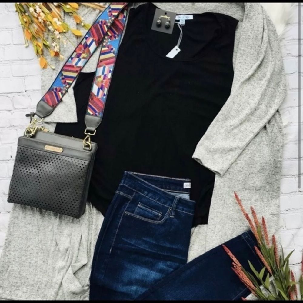 SALE ❗️ She & Sky‎ Black Ribbed Tank